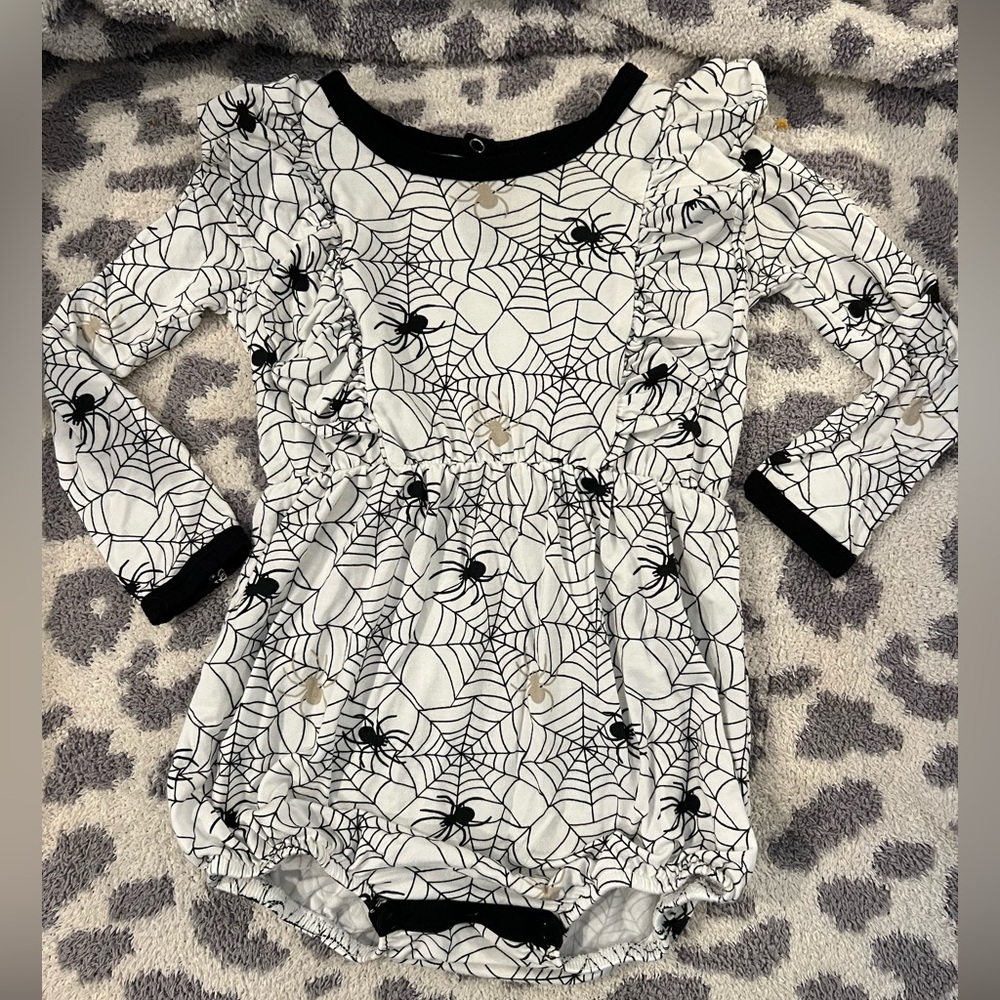 Kyte Baby Spider Ruffle Romper - 18-24 Months